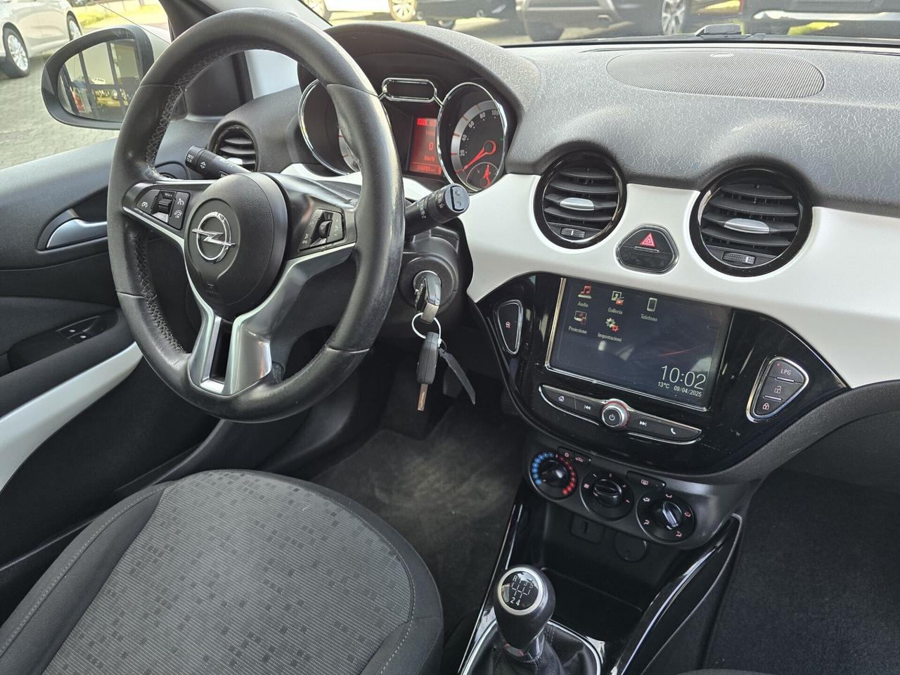 Opel Adam 1.4 GPL | NEOPATENTATI