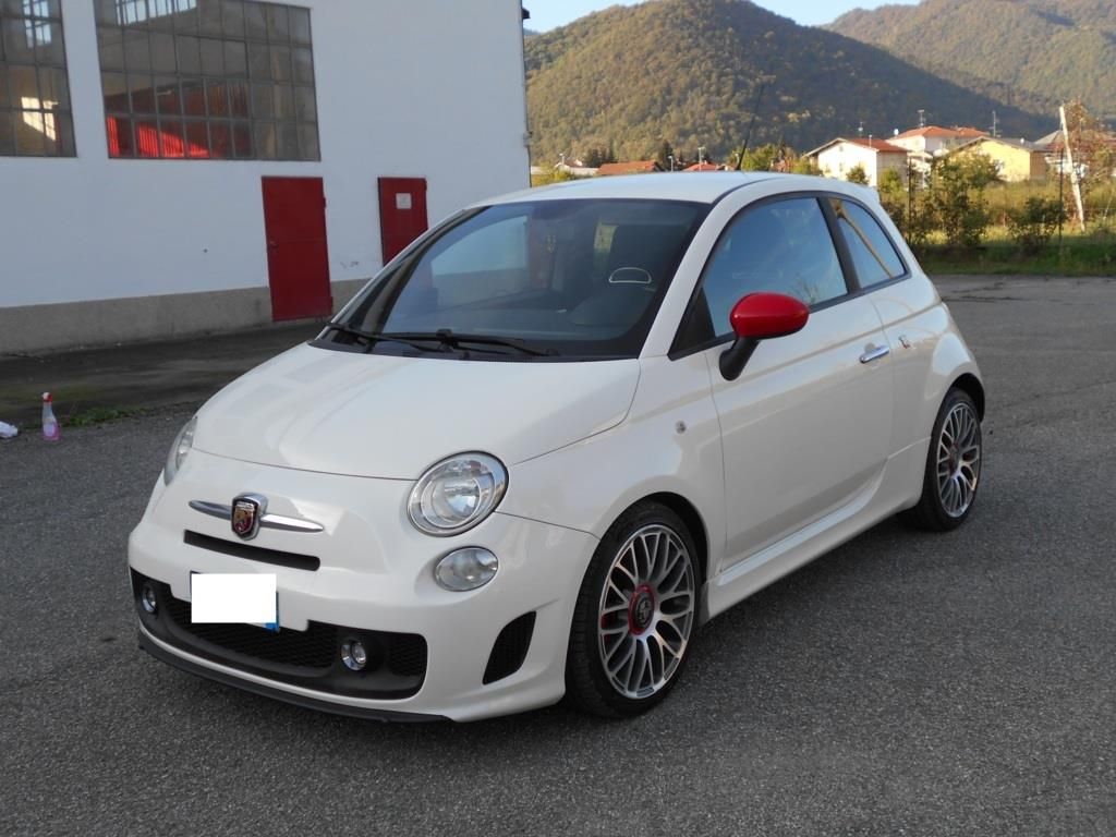 FIAT 500  ABARTH 