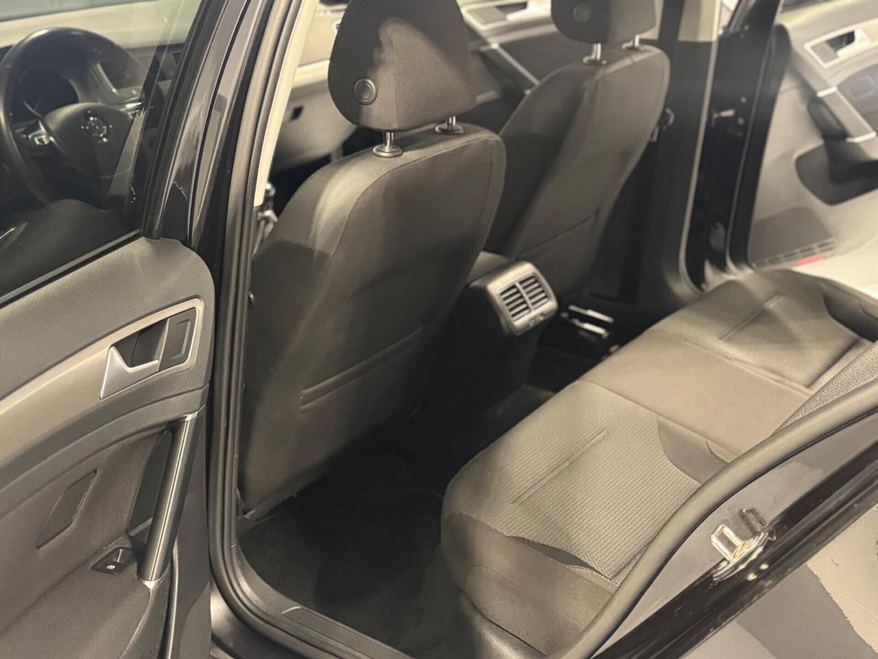 Volkswagen Golf 1.6 TDI 110 CV 5p. Anno 2017 !