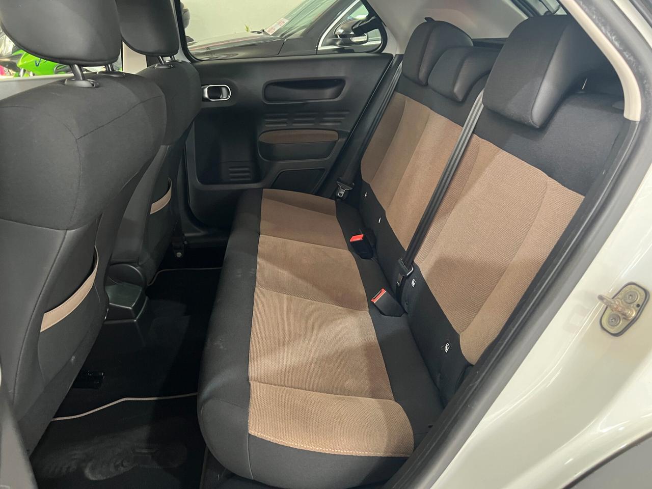 Citroen C4 Cactus 1.6 92 CV - ETG6 Shine - 2015