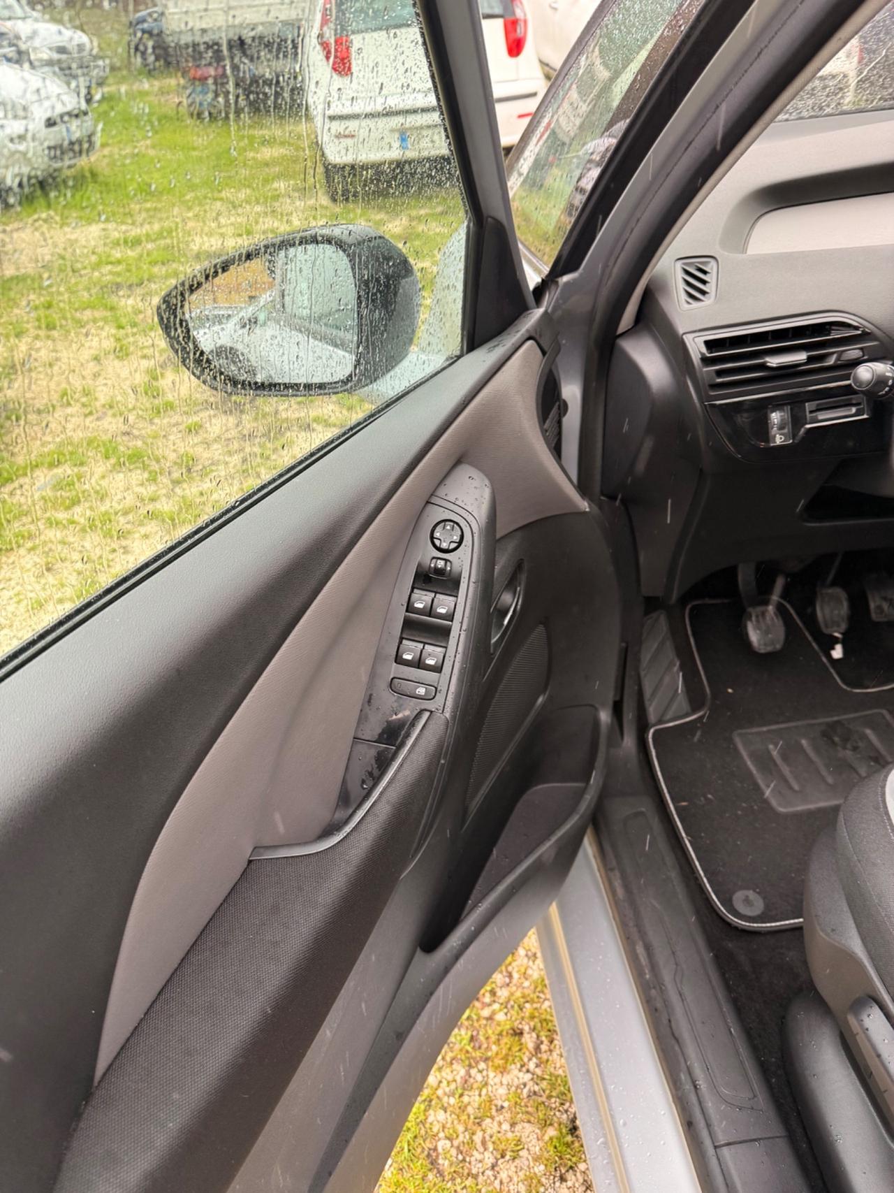 Citroen C4 Picasso 1.6 e-HDi 115 Exclusive