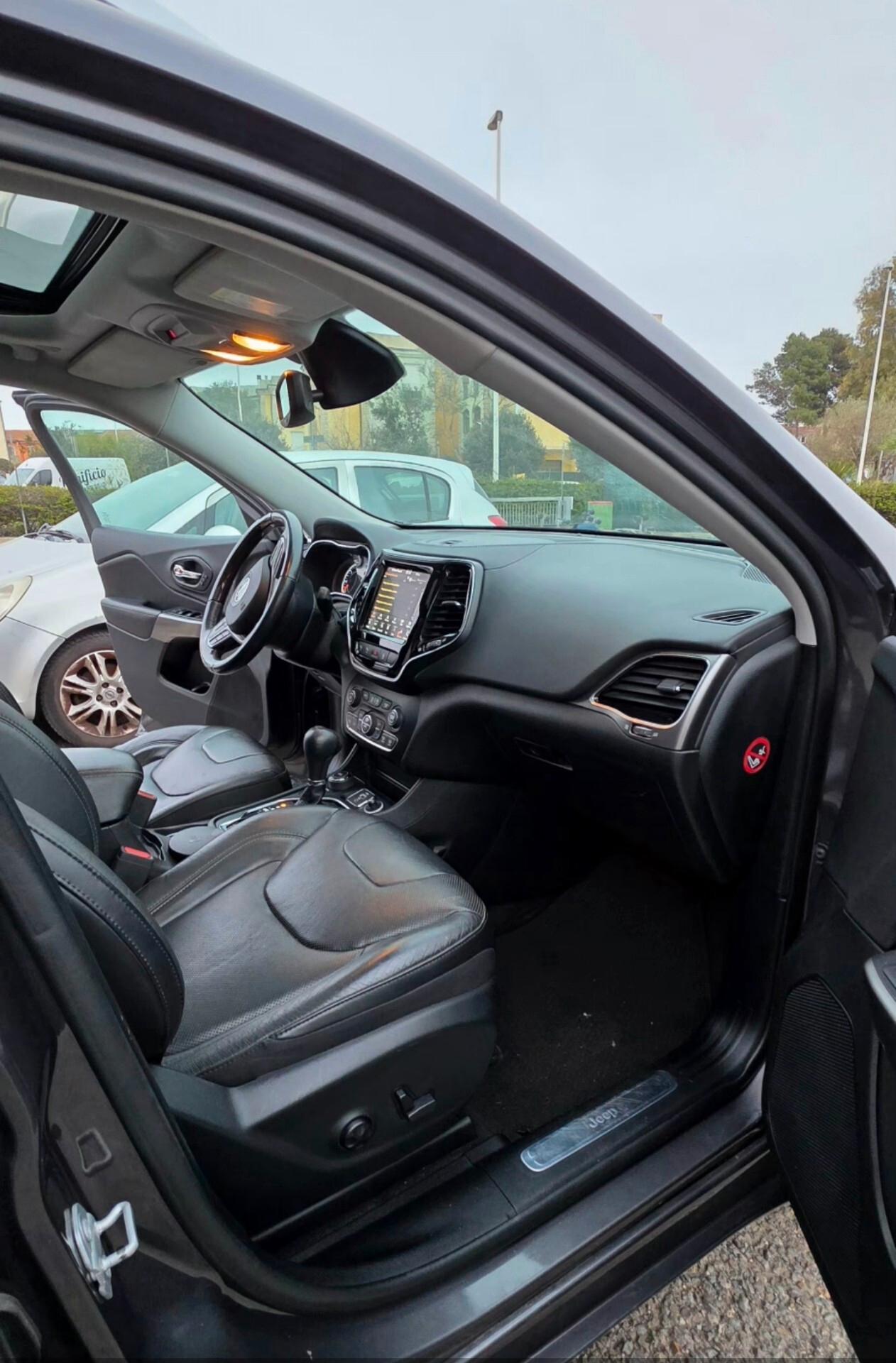 Jeep Cherokee 2.2 Mjt AWD Active Drive I Overland