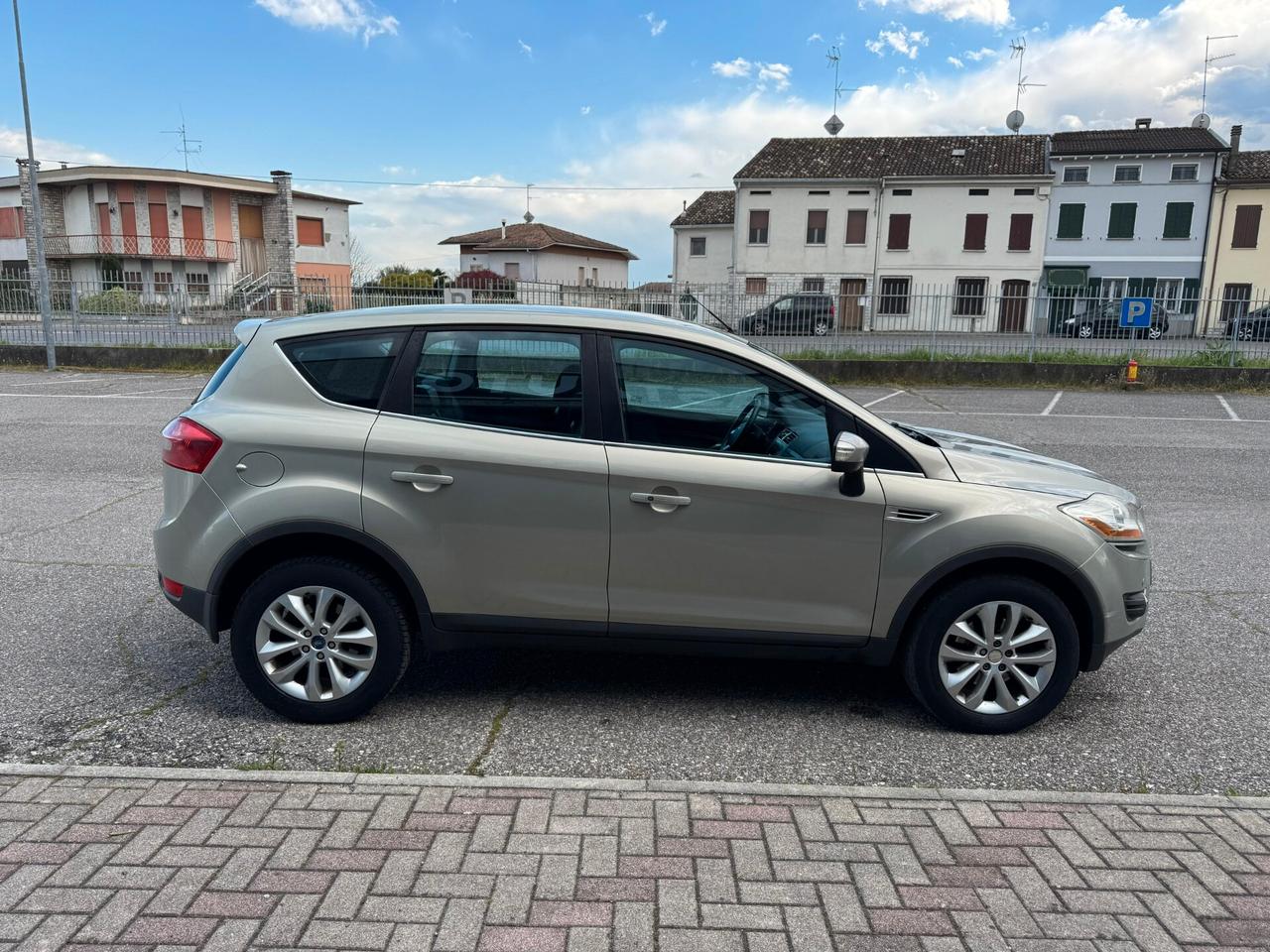 Ford Kuga 2.0 TDCi 136 CV 4WD Titanium DPF