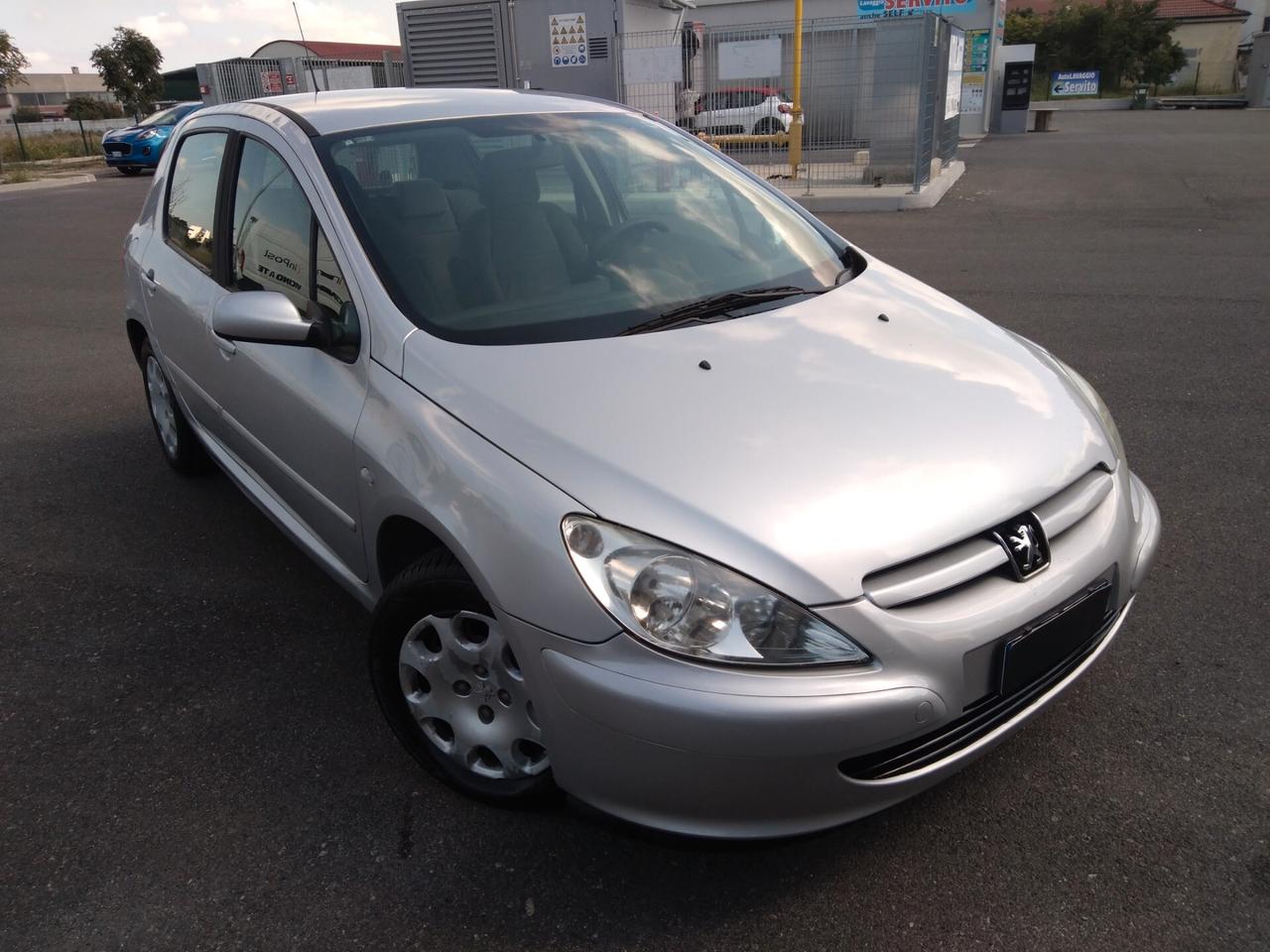 Peugeot 307 1.4 HDi 68cv diesel 5p. XR x neopatentati