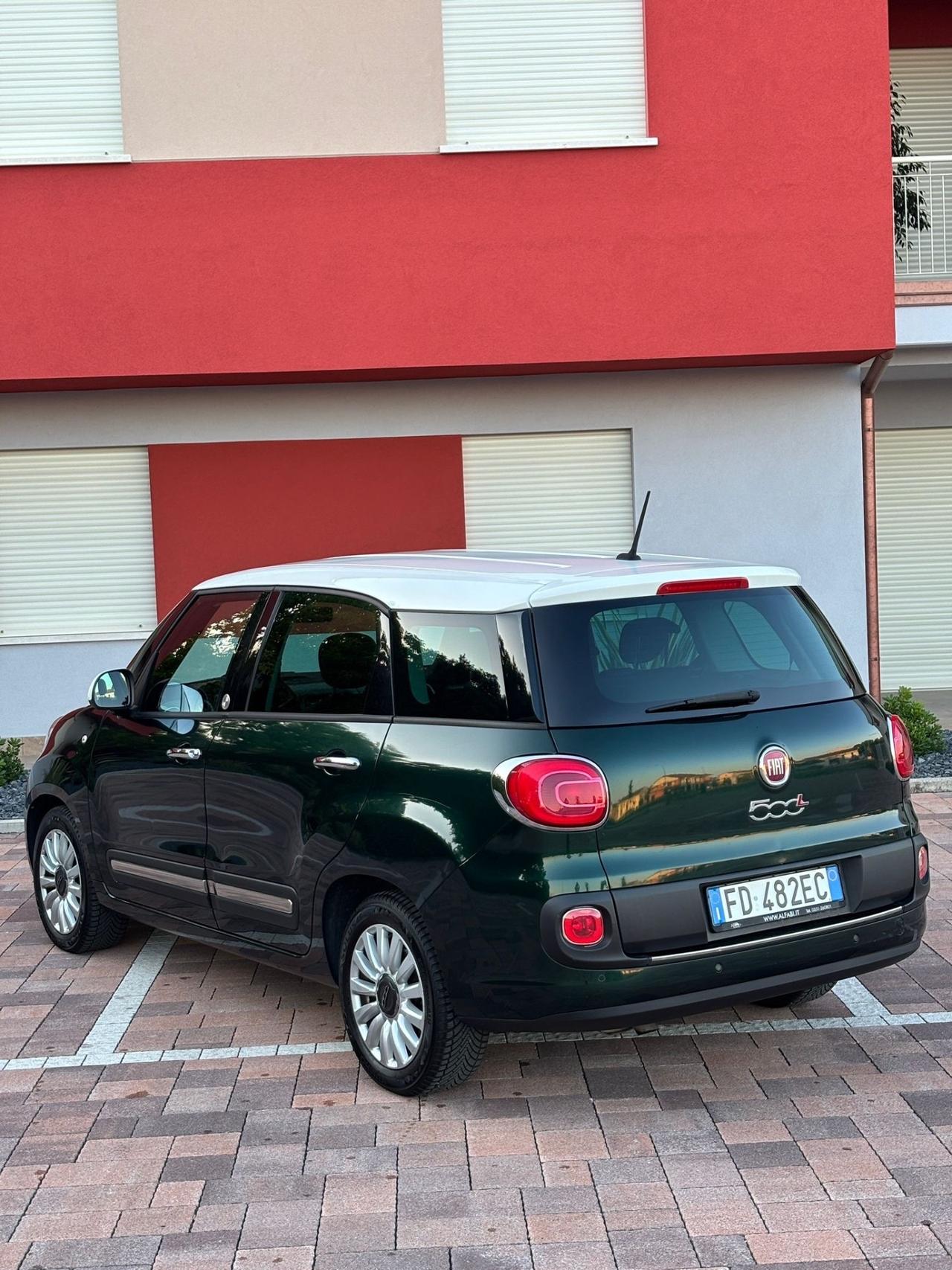 Fiat 500L Living 1.6 Multijet 120 CV Lounge 7 Posti!