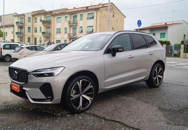 Volvo XC60 B4 automatico Plus Dark