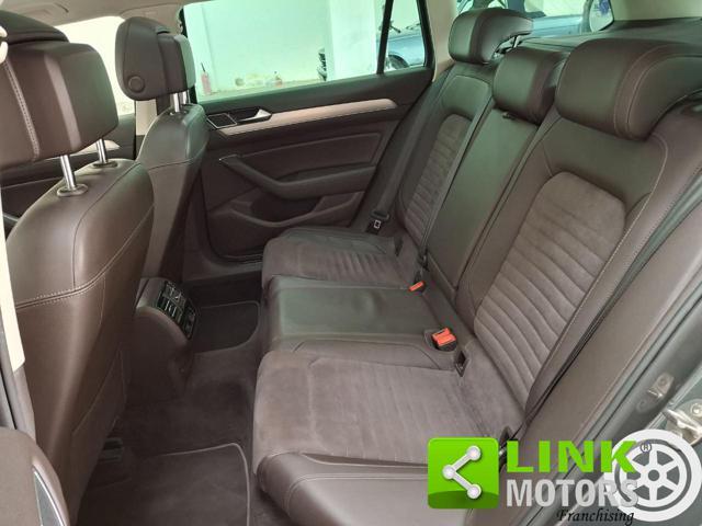 VOLKSWAGEN Passat Variant 2.0 TDI DSG Executive BlueMotion Tech. GARANZIA