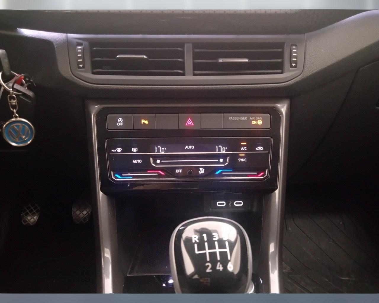 VOLKSWAGEN T-Cross 2019 - T-Cross 1.0 tsi Advanced 110cv