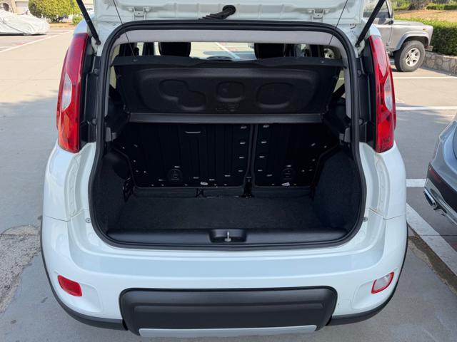 FIAT Panda 1.0 HYBRID CITY LIFE+CLIMATRONIC+SCHERMO+5POSTI