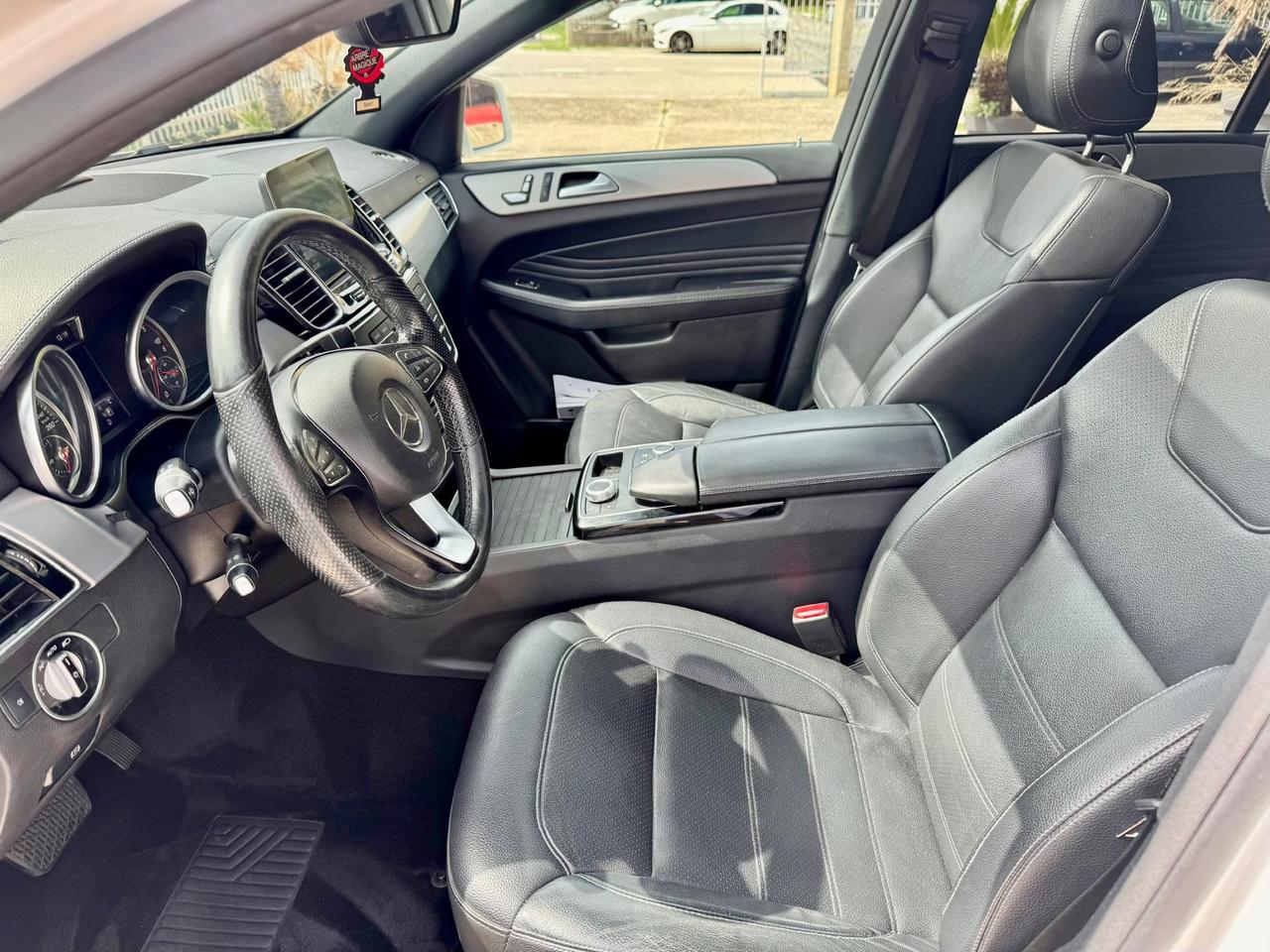 MERCEDES-BENZ GLE 350 d 4MATIC COUPE (PERMUTO)