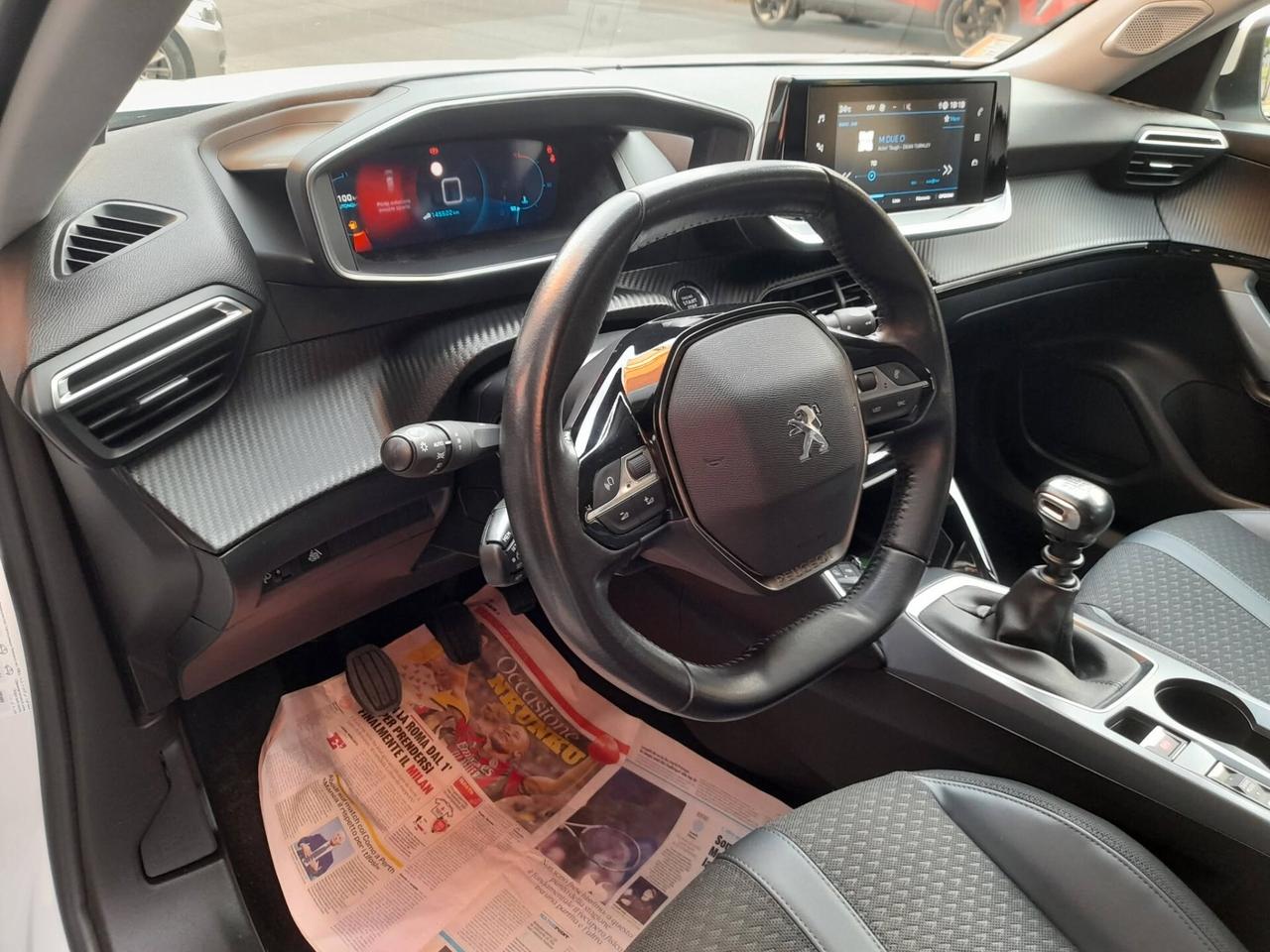 PEUGEOT 2008 1.5 BLUEHDI ALLURE