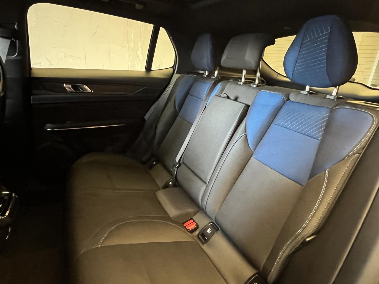 LYNK & CO 01 - 01 1.5 td phev auto