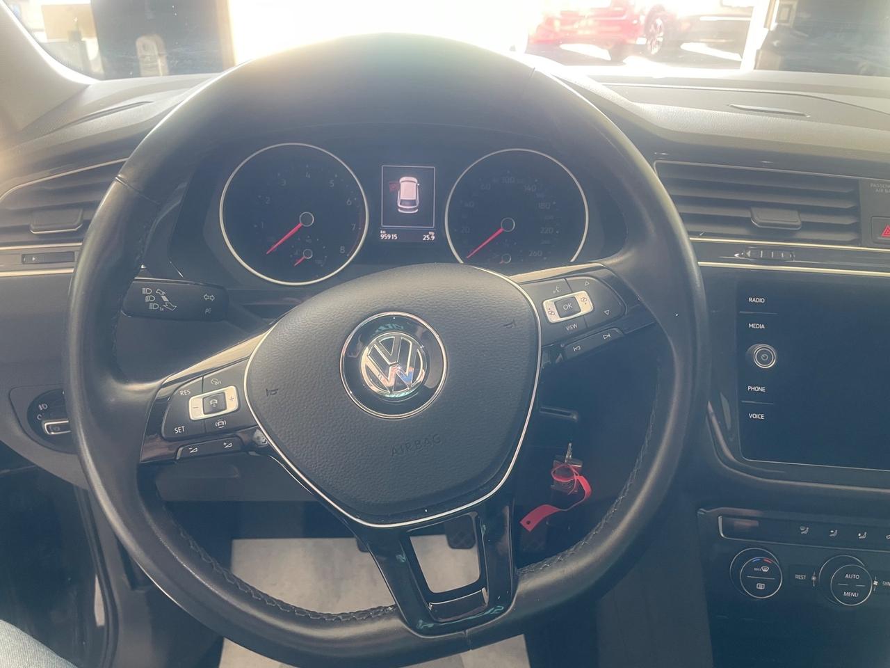 Volkswagen Tiguan 1.5 TSI Business ACT BlueMotion Technology - Nessun vincolo -