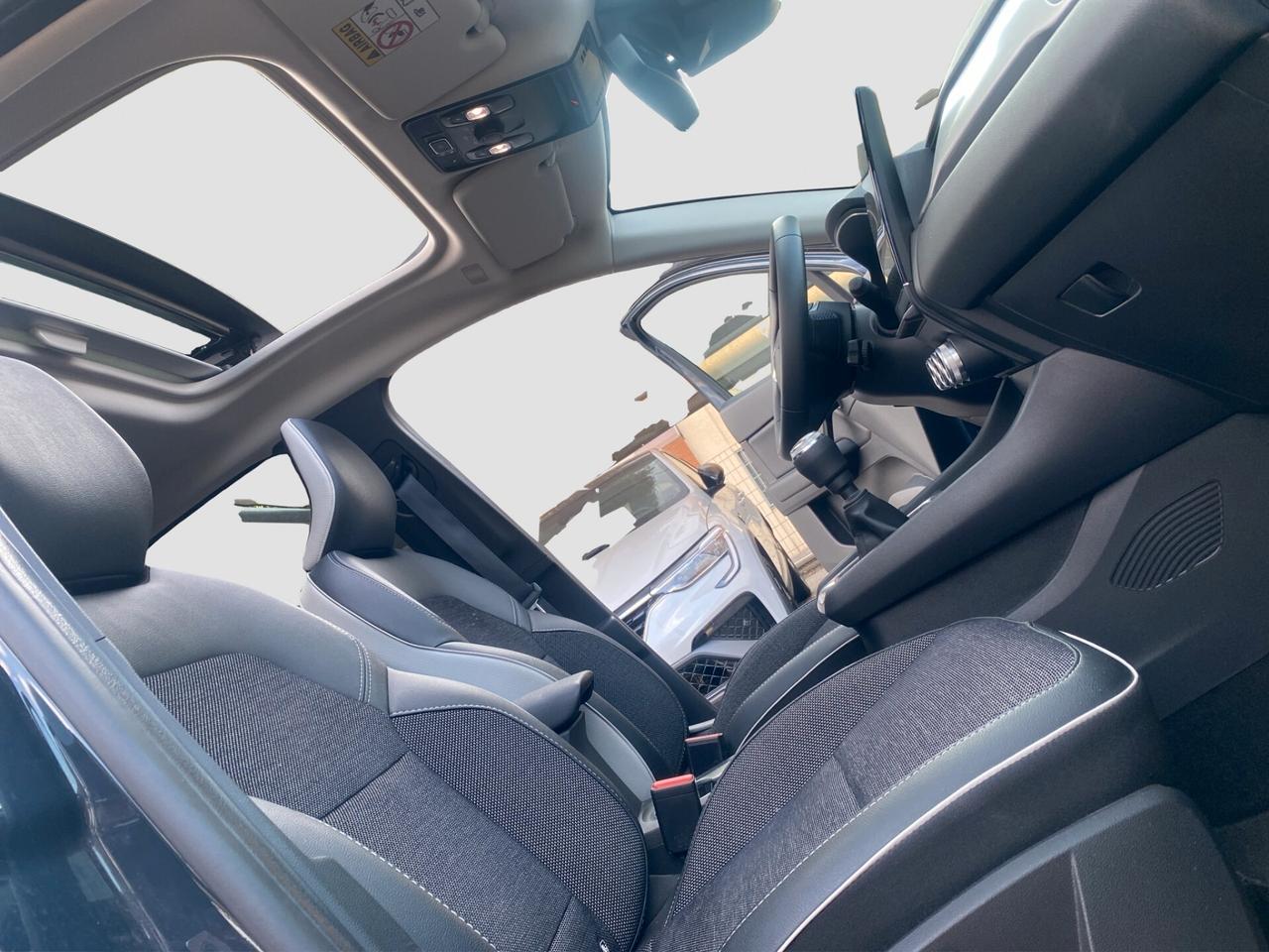 Renault Captur TCe 100 CV GPL FAP Intens