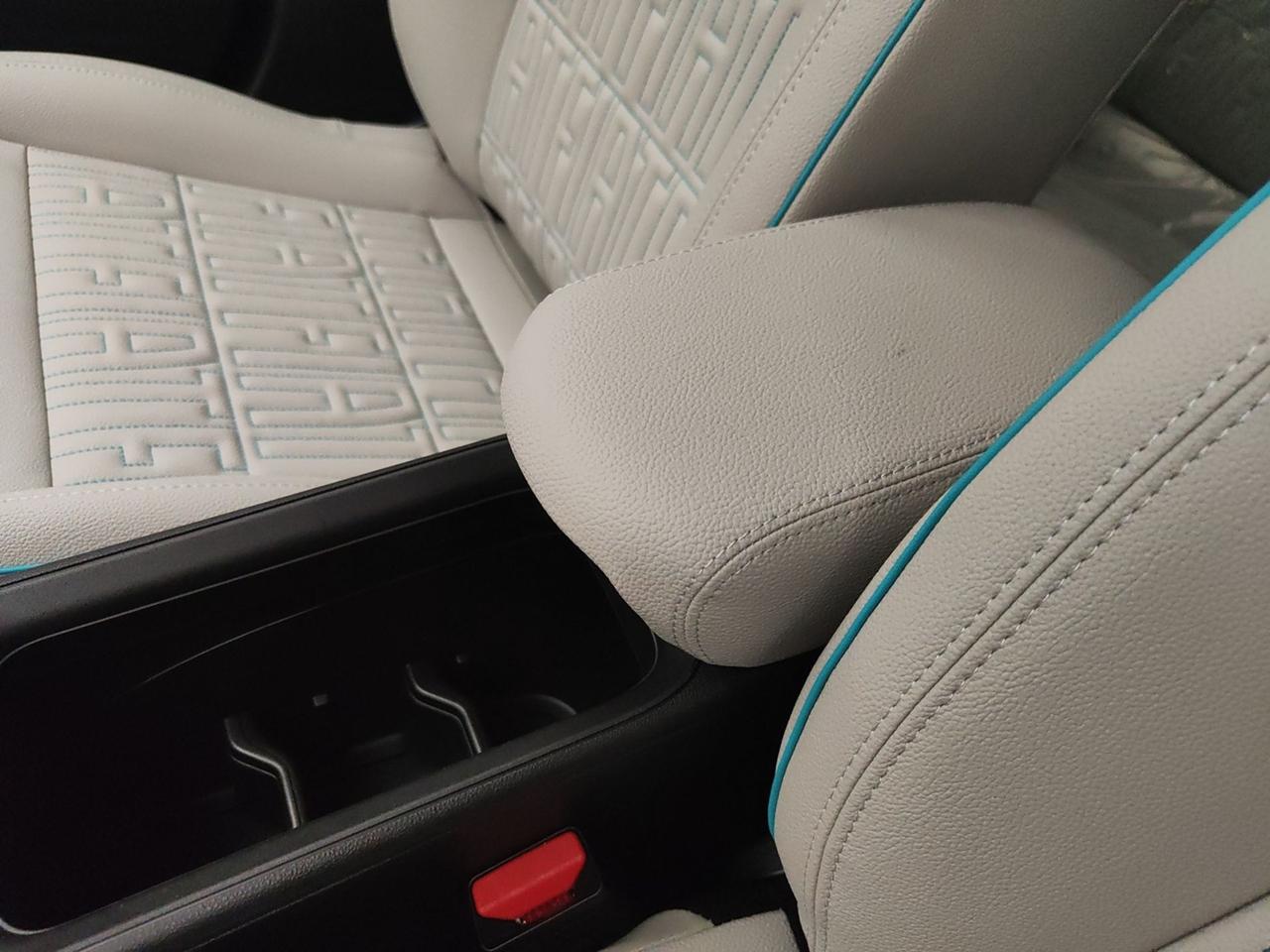 FIAT 600 IV 2023 1.2 MHEV 110CV DCT LA PRIMA