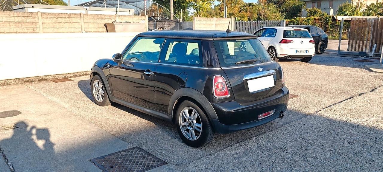 Mini 1.6 16V One 75 cv GPL