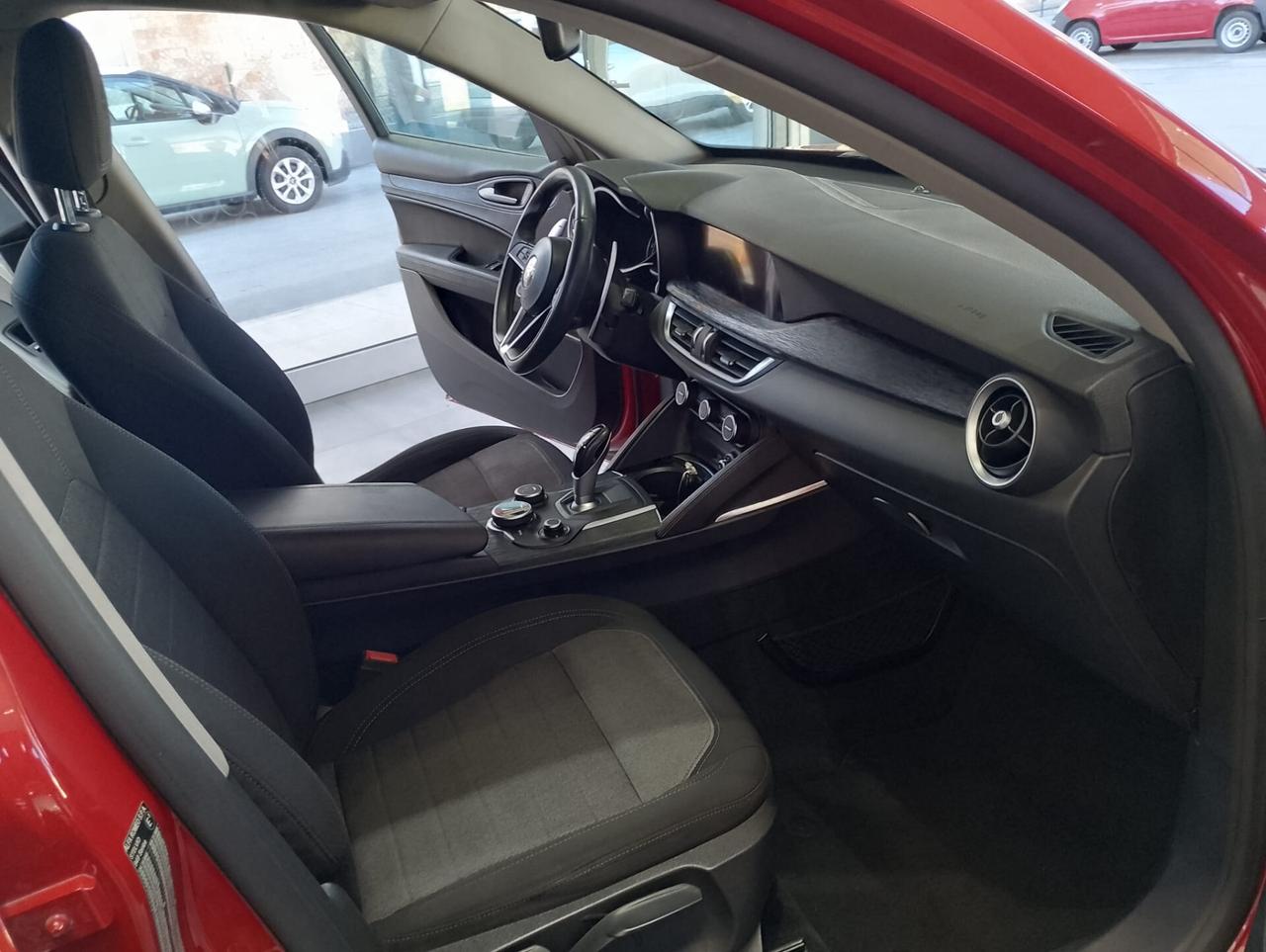 Alfa Romeo Stelvio 2.2 Turbo Diesel 160CV AT8 RWD Sport-Tech