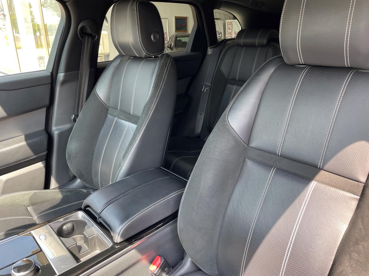 Land Rover Range Velar 2.0D I4 240 CV R-Dynamic