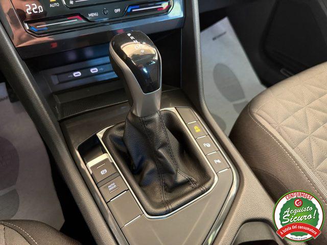 VOLKSWAGEN Tiguan 2.0 TDI 150 CV SCR DSG Elegance