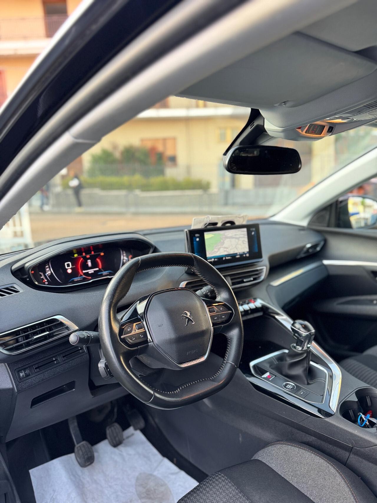 Peugeot 3008 BlueHDi 130 S&S Active