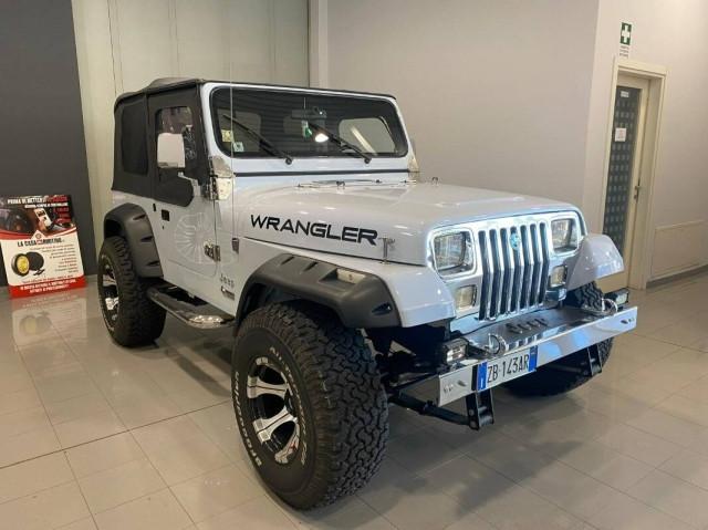 Jeep Wrangler 4.2 Texas Edition soft top