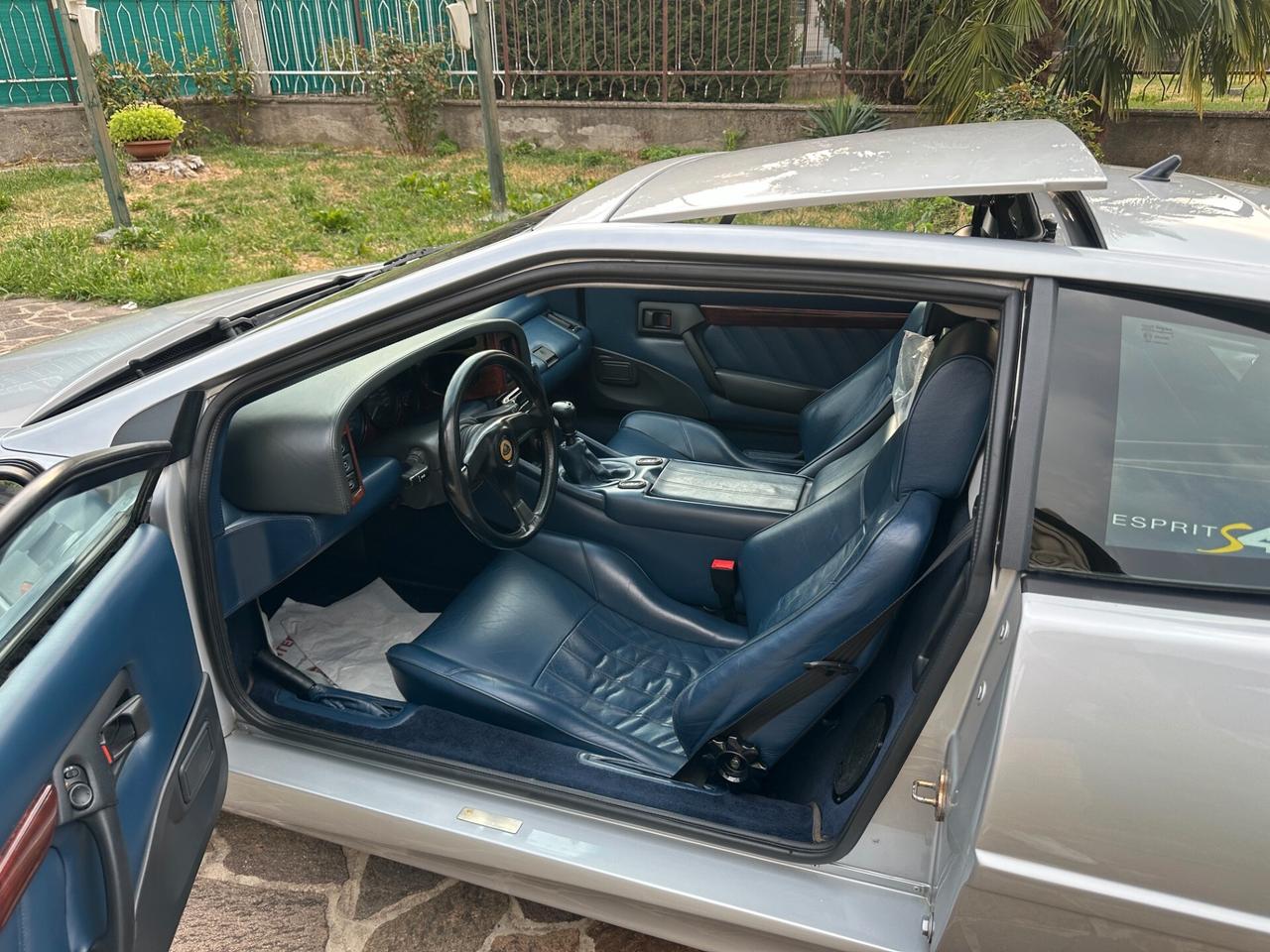 Lotus Esprit 2.0i s4s motore nuovo