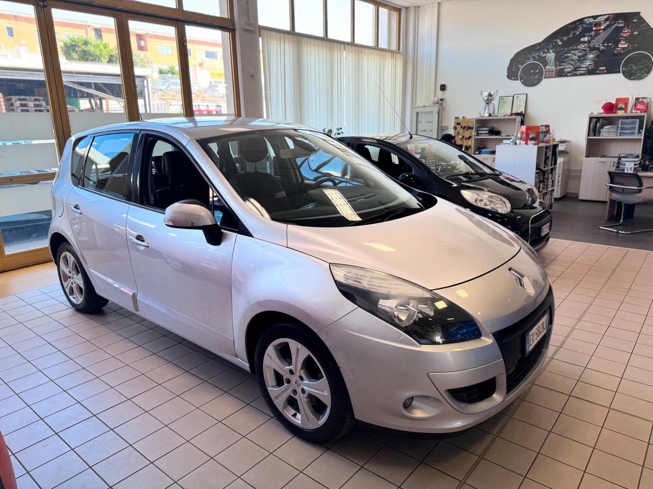 Renault Scenic Scénic X-Mod 1.5 dCi 110CV Luxe