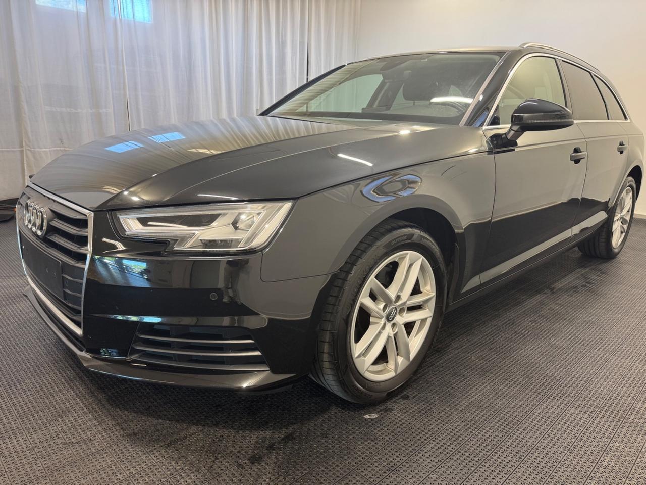 Audi A4 2.0 TDI 150 CV ultra S tronic Sport