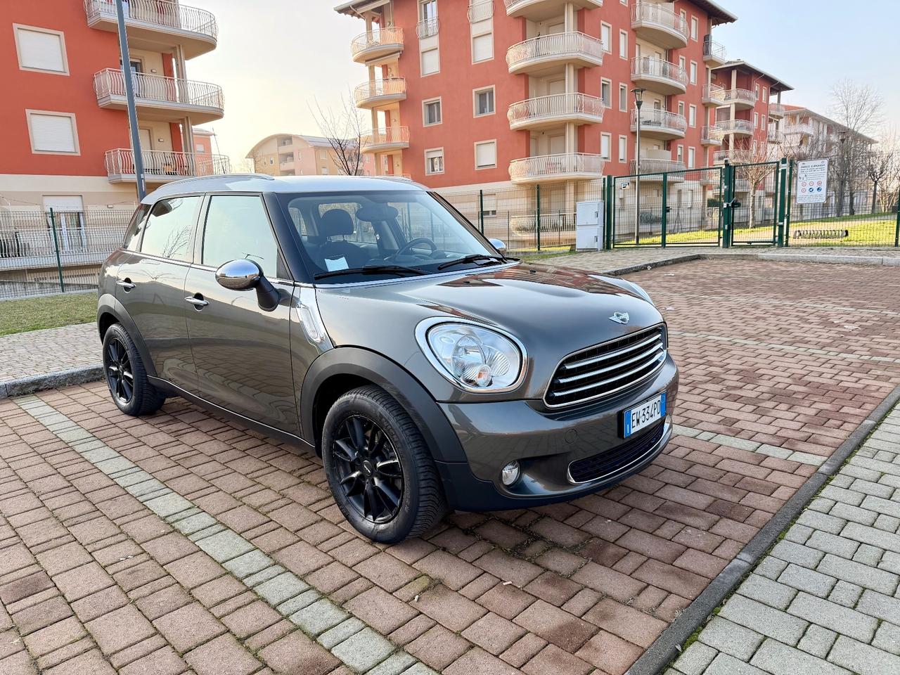 MINI Countryman D 1.6
