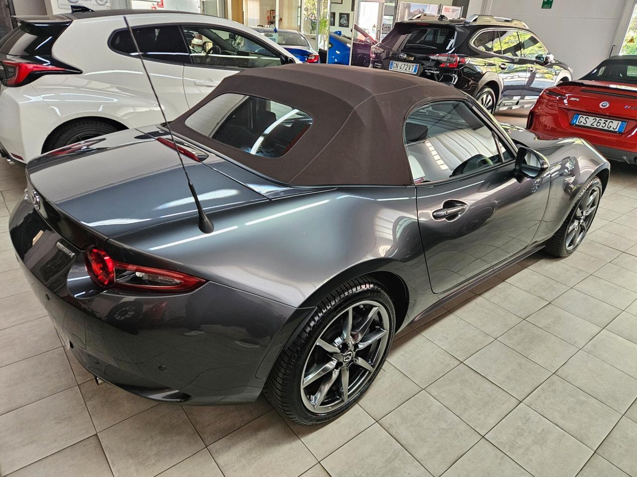 Mazda MX-5 2.0L Skyactiv-G KAZARI