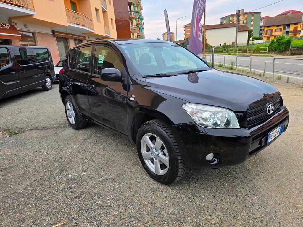 Toyota RAV 4 RAV4 2.2 D-4D 136 CV Luxury