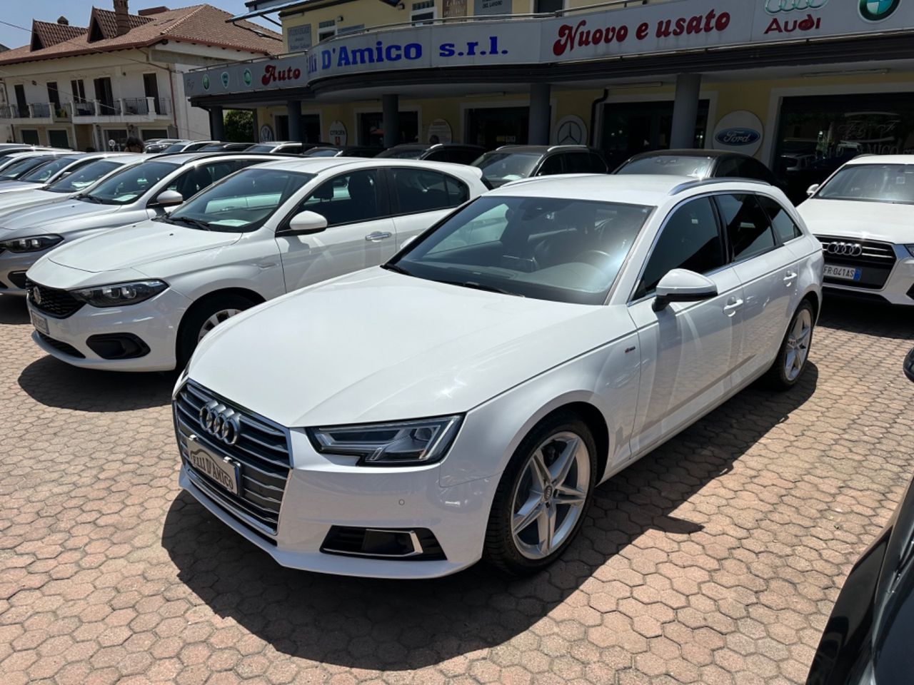 Audi A4 Avant 2.0 TDI 150 CV S tronic S line edition