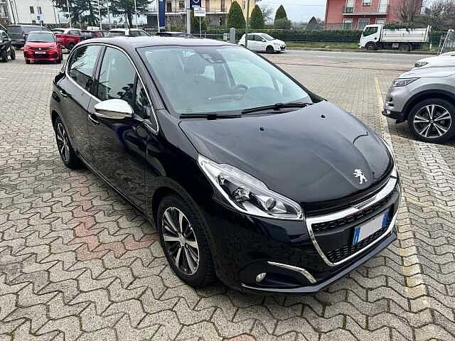 Peugeot 208 BlueHDi 100 5 porte Allure