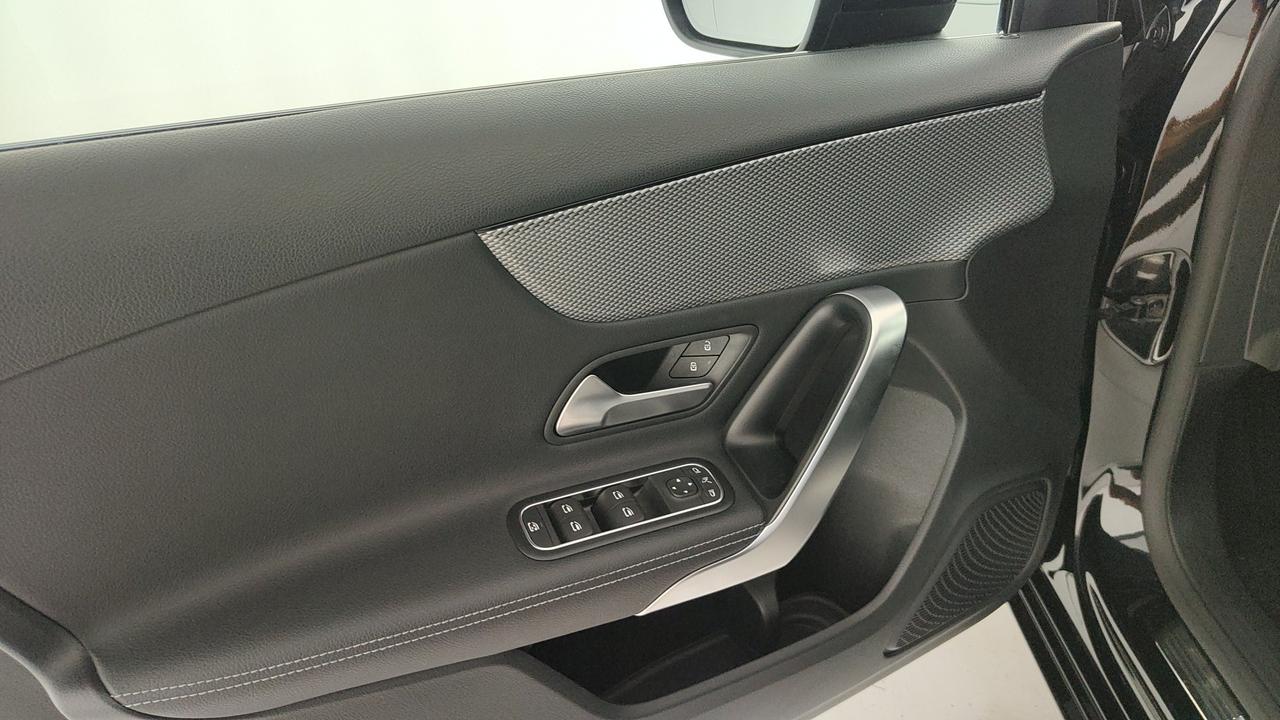 Mercedes-Benz A 200 d Sport auto