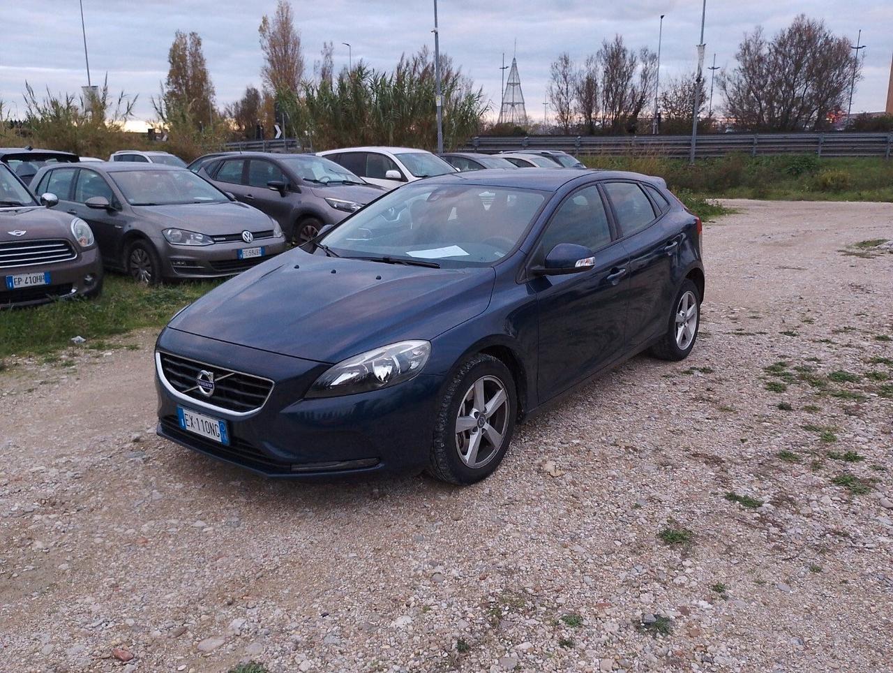 Volvo V40 D3