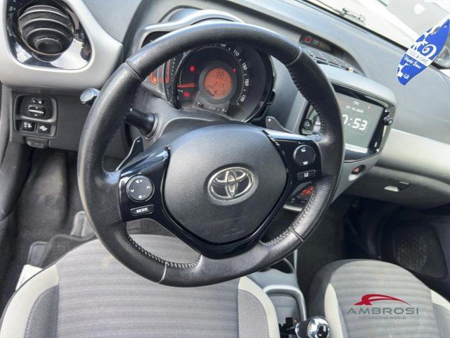 TOYOTA Aygo Connect 1.0 VVT-i 72 CV 5 porte x-play MMT
