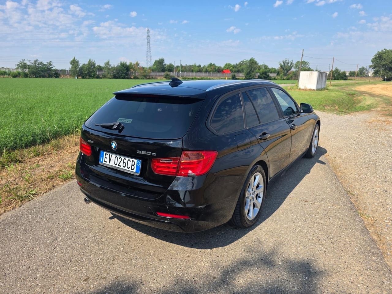 Bmw 320d Xdrive business PREZZO 7500€