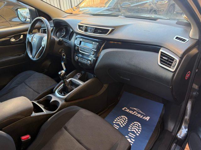 NISSAN Qashqai 1.2 DIG-T Acenta