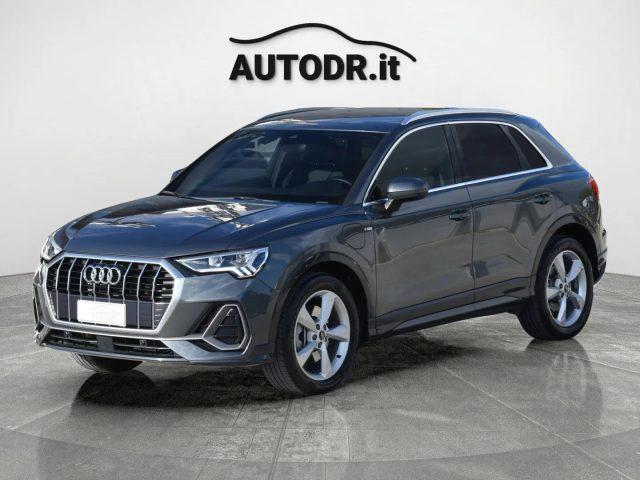 AUDI Q3 45 TFSIe S-Tronic 2xS-Line Retrocamera, Cerchi 19"