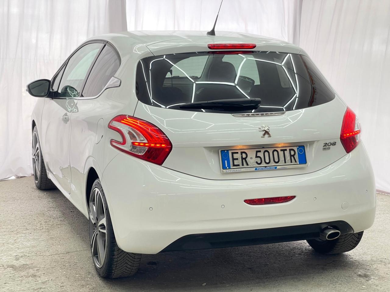 Peugeot 208 1.6 e-HDi 92 CV Stop&Start 3 porte Allure FINANZIABILE SENZA BUSTA PRONTA CONSEGNA