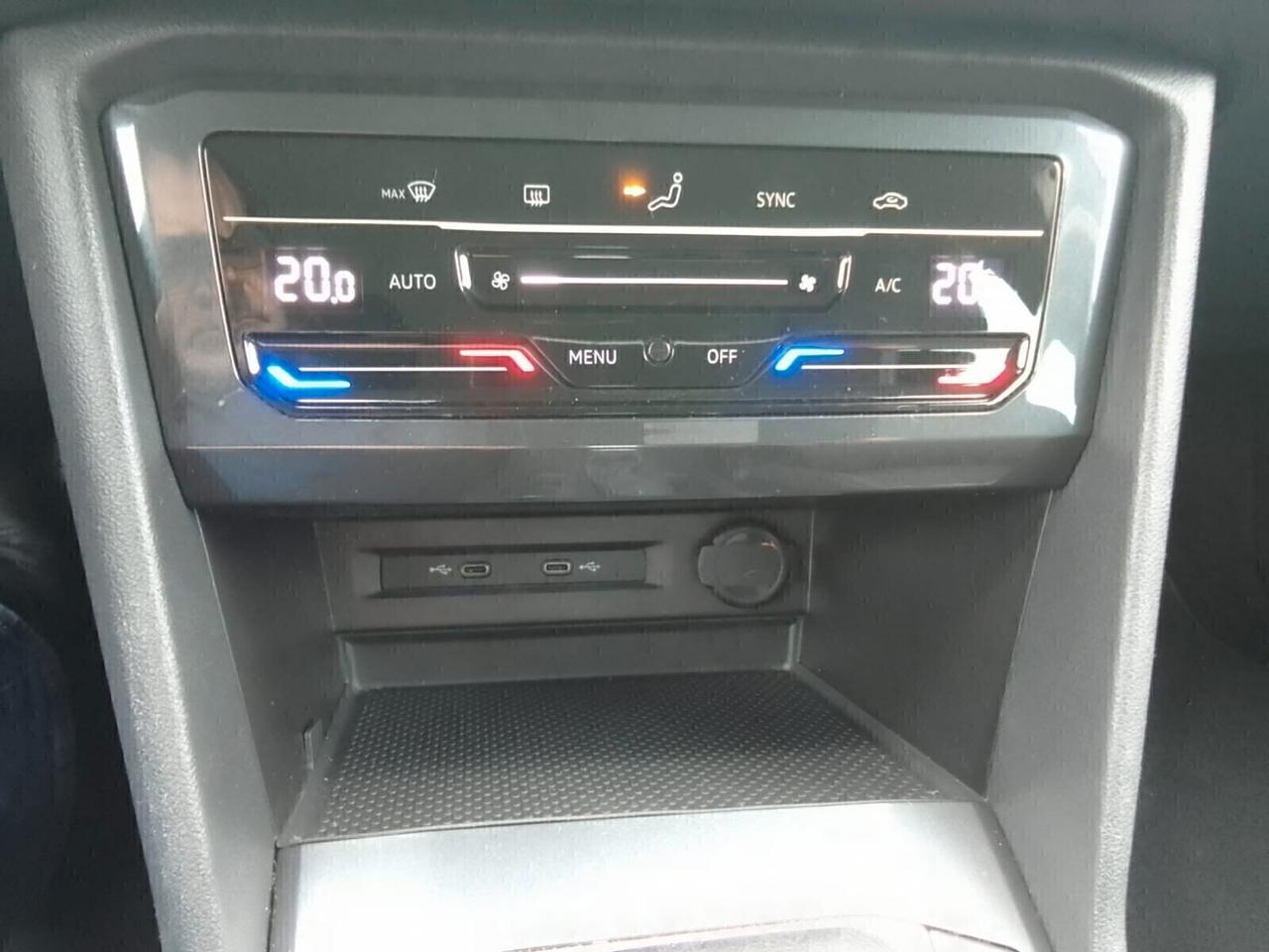 Volkswagen Tiguan 2.0 TDI 150 CV SCR DSG 4MOTION R-Line