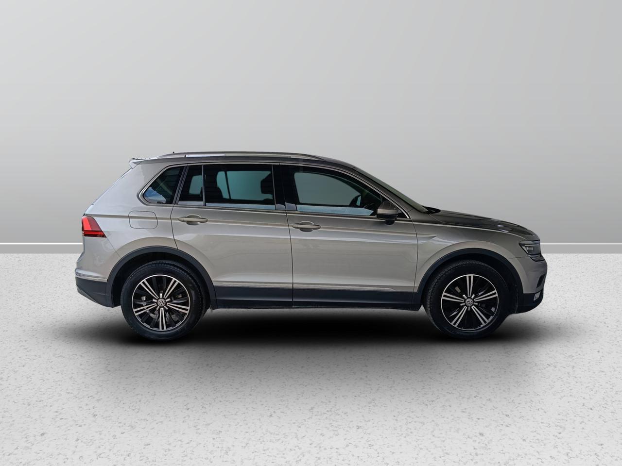 VOLKSWAGEN Tiguan II 2016 - Tiguan 2.0 tdi Executive 4motion 150cv