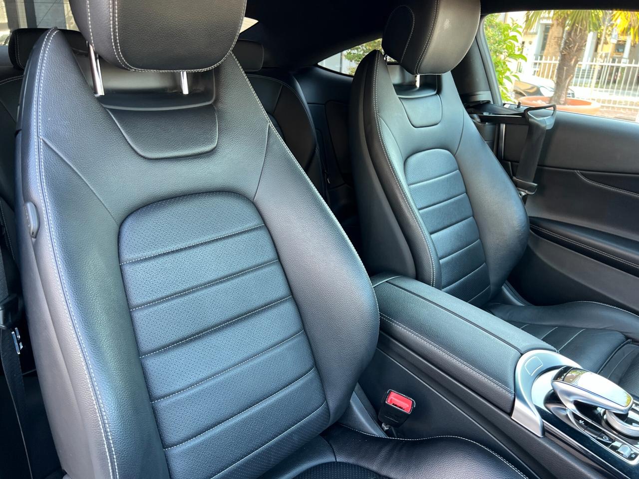 Mercedes-benz C 220 C 220 d Auto 4Matic Coupé Premium Plus