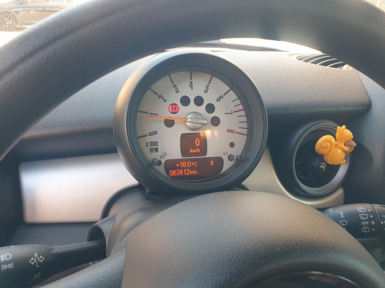Mini 1.6 16V One (55kW)