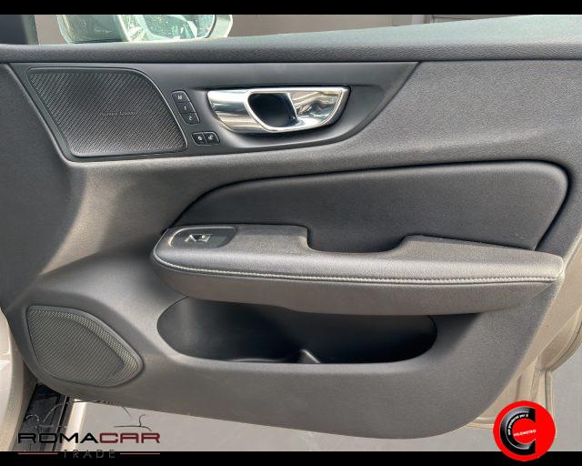 VOLVO V60 Cross Country D4 AWD Geartronic Business Plus