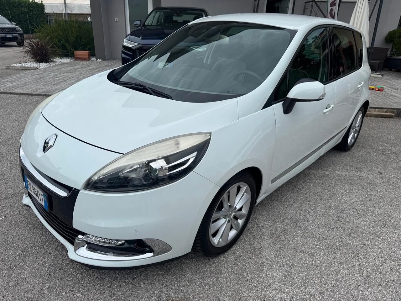 Renault Scenic Scénic XMod 1.5 dCi 110CV EDC Bose