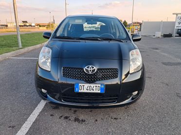Toyota Yaris 1.3 5 porte Navi benzina neopatentati