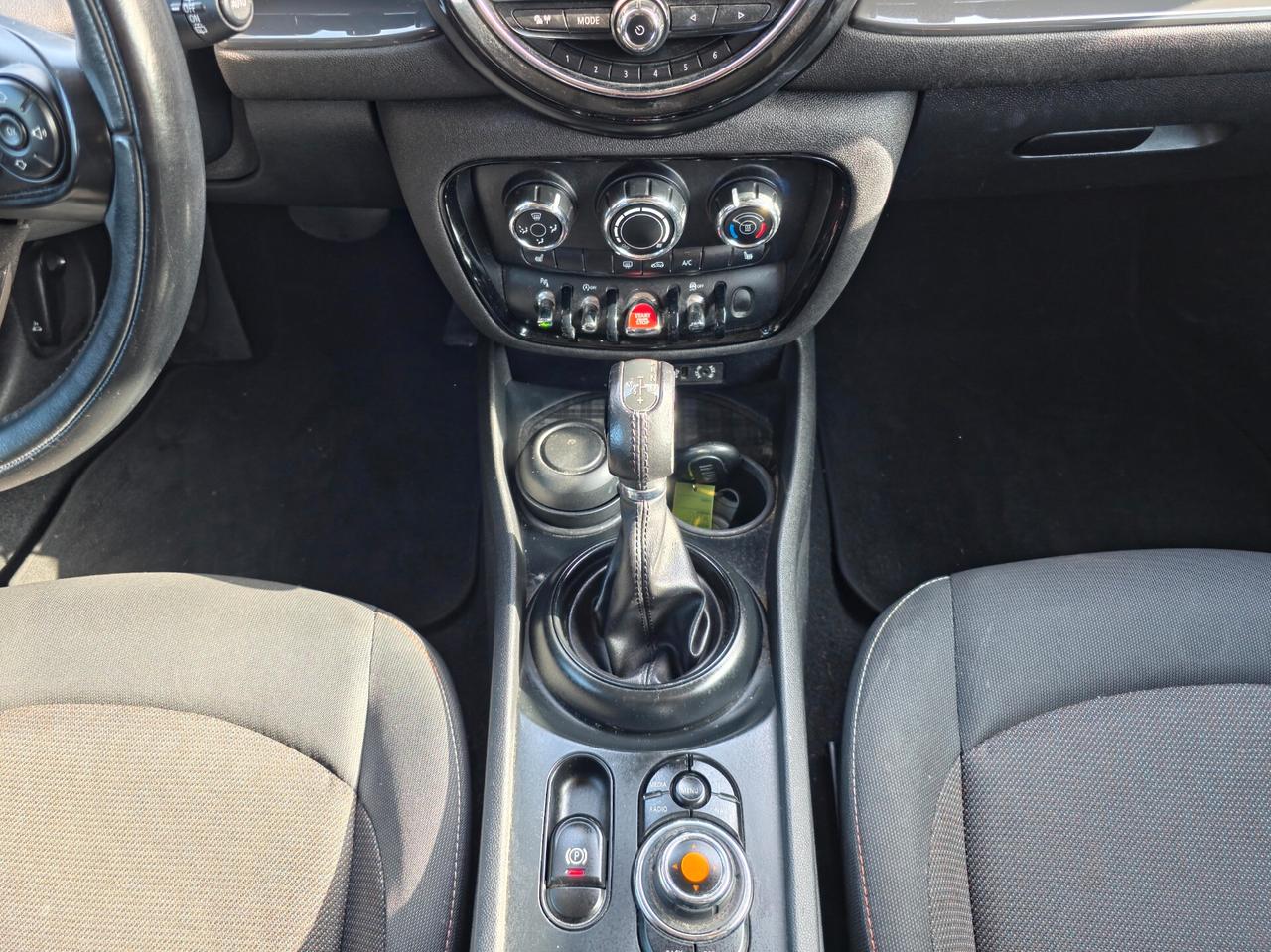 Mini Cooper Clubman 1.5 Hype 2017-E6 Automatico NEO