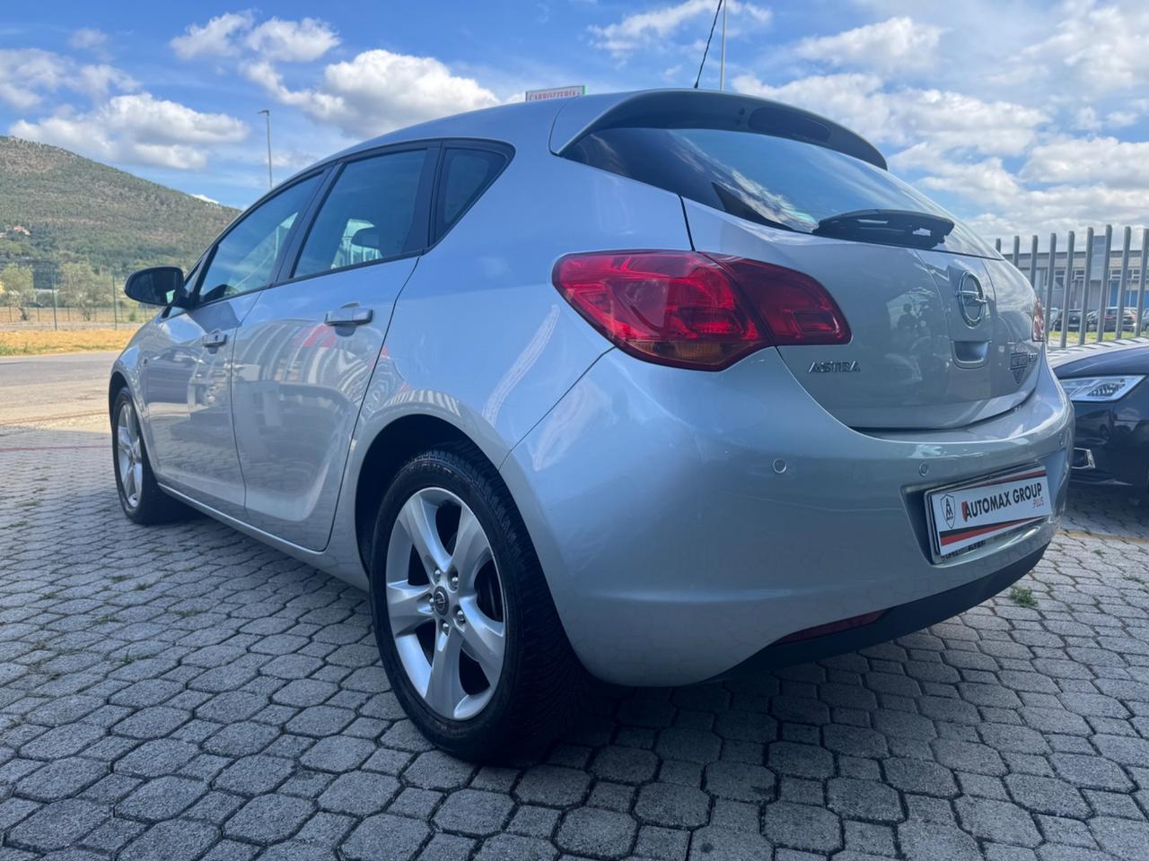 Opel Astra 1.7 CDTI 110CV 5 porte Cosmo