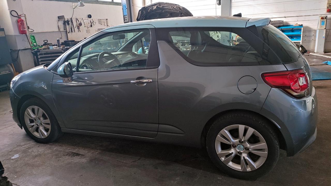 Citroen DS 3 1.4 VTi 95 Chic 70KW NEOPATENTATI - 2010